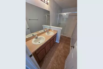 669 Cresting Oak Circle #30, Orlando, FL 32824 - Photo 8