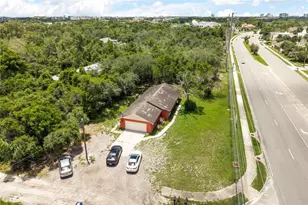 11253 S Apopka Vineland Rd, Orlando, FL 32836 - Photo 4