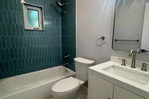 1865 Nebraska Ave NE, Saint Petersburg, FL 33703 - Photo 14