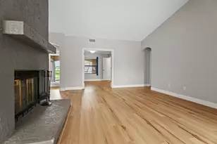 7437 Pinemount Dr, Orlando, FL 32819 - Photo 16