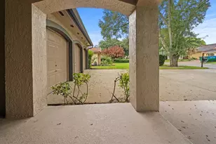 7437 Pinemount Dr, Orlando, FL 32819 - Photo 10