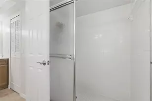 8614 Sandberry Blvd, Orlando, FL 32819 - Photo 22