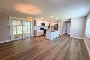 1521 W River Shore Way, Tampa, FL 33603 - Photo 2