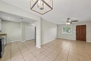 10410 N 27th St, Tampa, FL 33612 - Photo 4