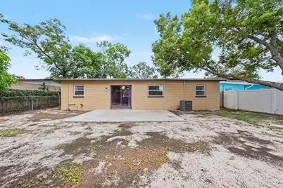10410 N 27th Street, Tampa, FL 33612 - Photo 20