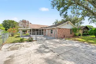 2047 Somerville Dr N, Lakeland, FL 33815 - Photo 1