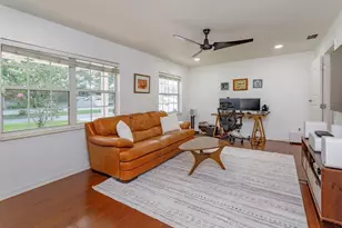 6412 Stockbridge Ave, Orlando, FL 32809 - Photo 4
