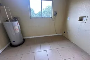 116 Jupiter Cir, Orlando, FL 32811 - Photo 10