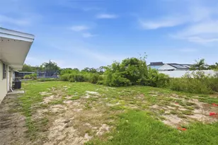 1334 Atlantic Dr, Ruskin, FL 33570 - Photo 46