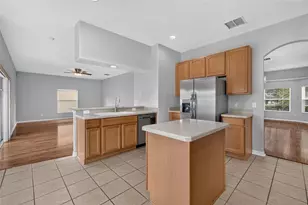 9931 Heron Pointe Dr, Orlando, FL 32832 - Photo 12