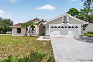 424 Allspice Ct, Poinciana, FL 34759 - Photo 1
