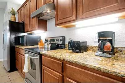 5048 Shoreway Loop #10204, Orlando, FL 32819 - Photo 14