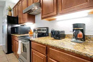 5048 Shoreway Loop, Orlando, FL 32819 - Photo 14