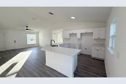 2990 Timberlake, Dunnellon, FL 34431 - Photo 2