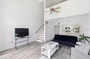 6074 Peregrine Ave, Orlando, FL 32819 - Photo 14