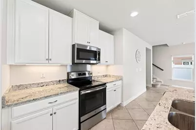4366 Silver Creek Street, Kissimmee, FL 34744 - Photo 4