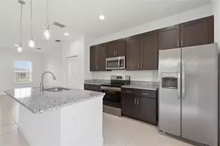 304 Begonia Ct, Poinciana, FL 34759 - Photo 10