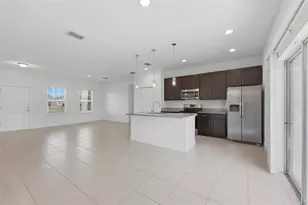 304 Begonia Ct, Poinciana, FL 34759 - Photo 8