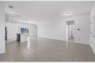 304 Begonia Court, Poinciana, FL 34759 - Photo 6