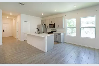 1022 36th, Orlando, FL 32805 - Photo 4
