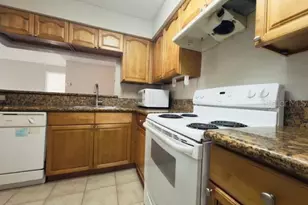 224 Afton Square, Altamonte Springs, FL 32714 - Photo 4