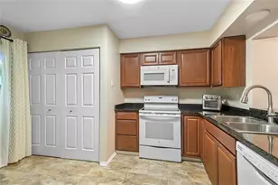 283 W Lake Faith Dr, Maitland, FL 32751 - Photo 14
