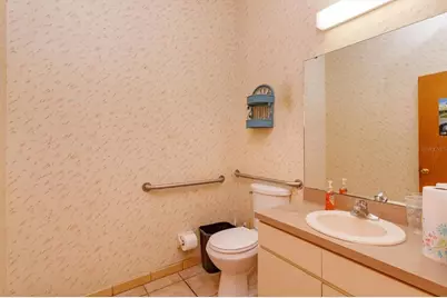 200 N Thornton Avenue, Orlando, FL 32801 - Photo 16