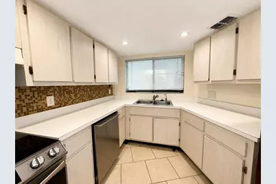 1068 Lotus Parkway #815, Altamonte Springs, FL 32714 - Photo 10