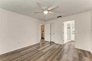2046 Old Trevor Way, Sarasota, FL 34232 - Photo 16