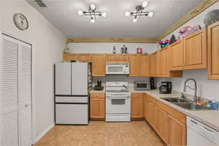 3141 Sun Lake Ct, Kissimmee, FL 34747 - Photo 12