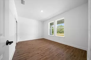 11188 Seattle Wren Ave, Weeki Wachee, FL 34614 - Photo 6