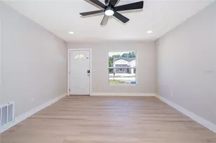 1033 Embrun Ct, Kissimmee, FL 34759 - Photo 10