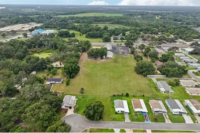 2341 W Coach N Four Drive, Leesburg, FL 34748 - Photo 8
