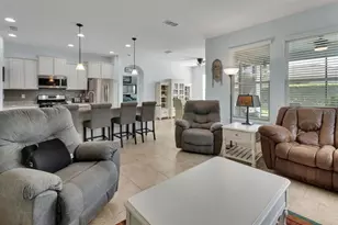 217 W Cherry Pl, Deland, FL 32724 - Photo 8