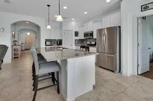 217 W Cherry Pl, Deland, FL 32724 - Photo 10