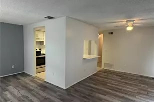 4911 Silver Oaks Village, Orlando, FL 32808 - Photo 8