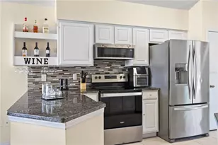 2629 Chatham Cir, Kissimmee, FL 34746 - Photo 4