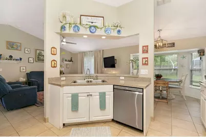 54 Pennsylvania Lane, Palm Coast, FL 32164 - Photo 10