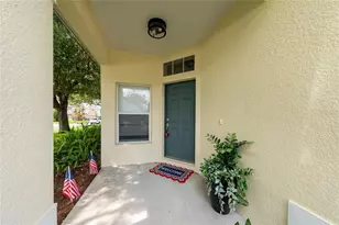9724 Myrtle Creek Ln, Orlando, FL 32832 - Photo 4