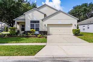 9724 Myrtle Creek Ln, Orlando, FL 32832 - Photo 2