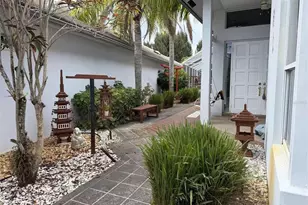 173 Orange Tree Dr, Atlantis, FL 33462 - Photo 2