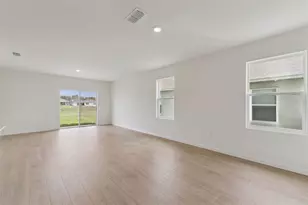 1371 Grand Flora Ln, Sanford, FL 32773 - Photo 4