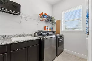 8033 Nemours Pkwy, Orlando, FL 32827 - Photo 36