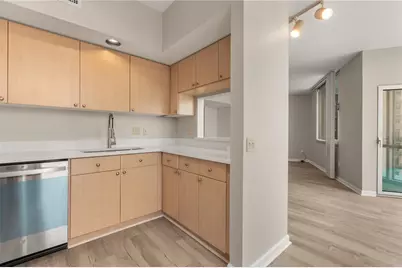 322 E Central Boulevard #1910, Orlando, FL 32801 - Photo 8
