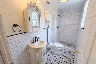 111 S Oleander Ave, Sanford, FL 32771 - Photo 8