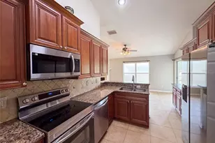 17802 Jefferson St, Winter Garden, FL 34787 - Photo 2