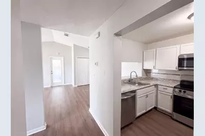 5213 Via Hacienda Circle #307, Orlando, FL 32839 - Photo 8