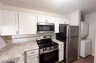 5213 Via Hacienda Cir, Orlando, FL 32839 - Photo 2