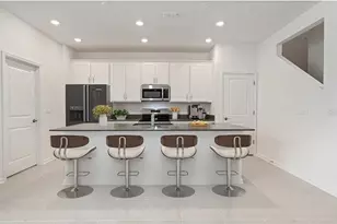5553 Ronin Dr, Saint Cloud, FL 34771 - Photo 2
