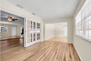 14331 Apache Ave, Largo, FL 33774 - Photo 16